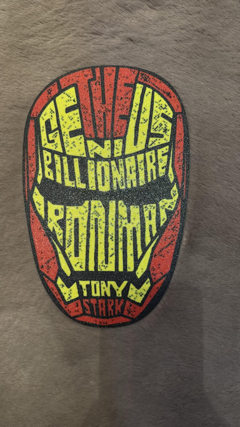 #432 Iron Man Calligram — vue 3