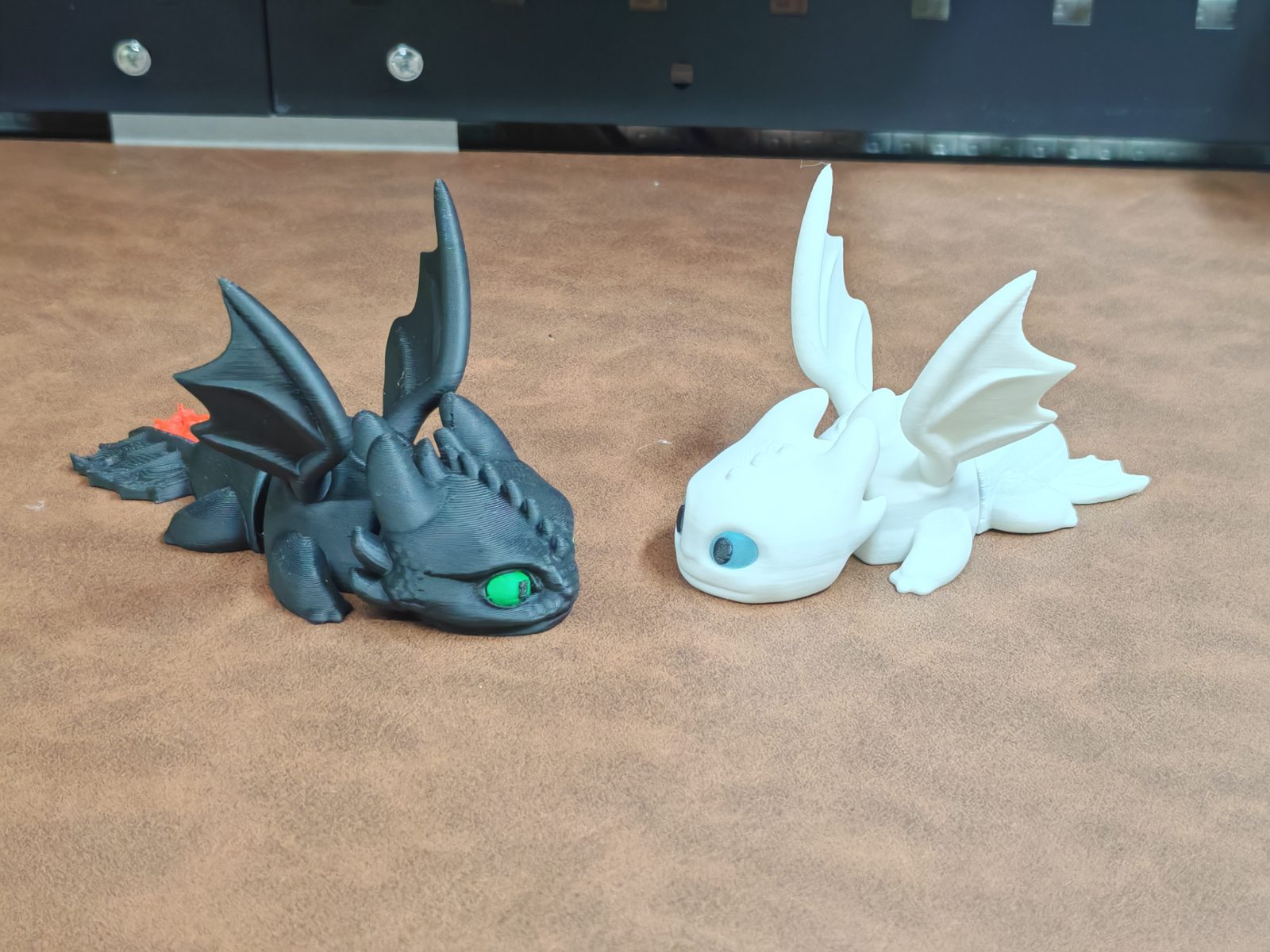 #450 Toothless Dragon-Light Fury (Keychain) — vue 6