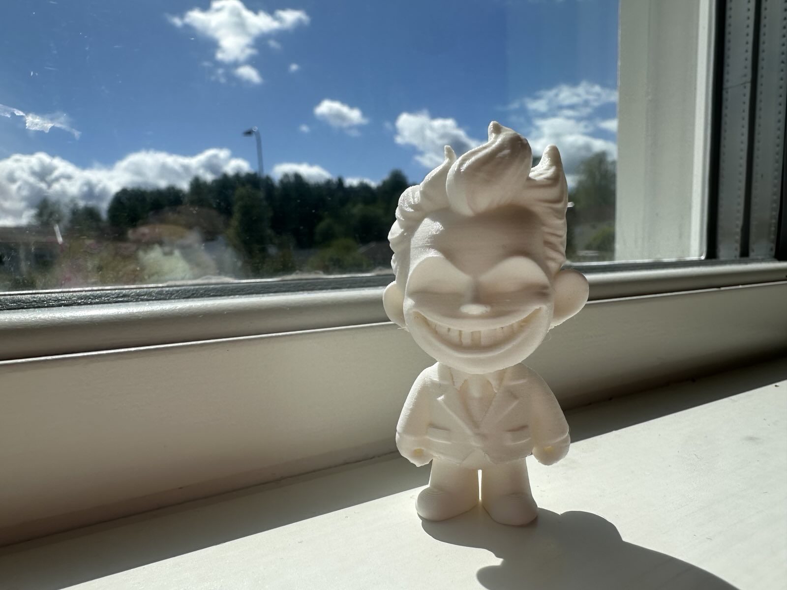 #467 Twisted Joker DeskBuddy — vue 3