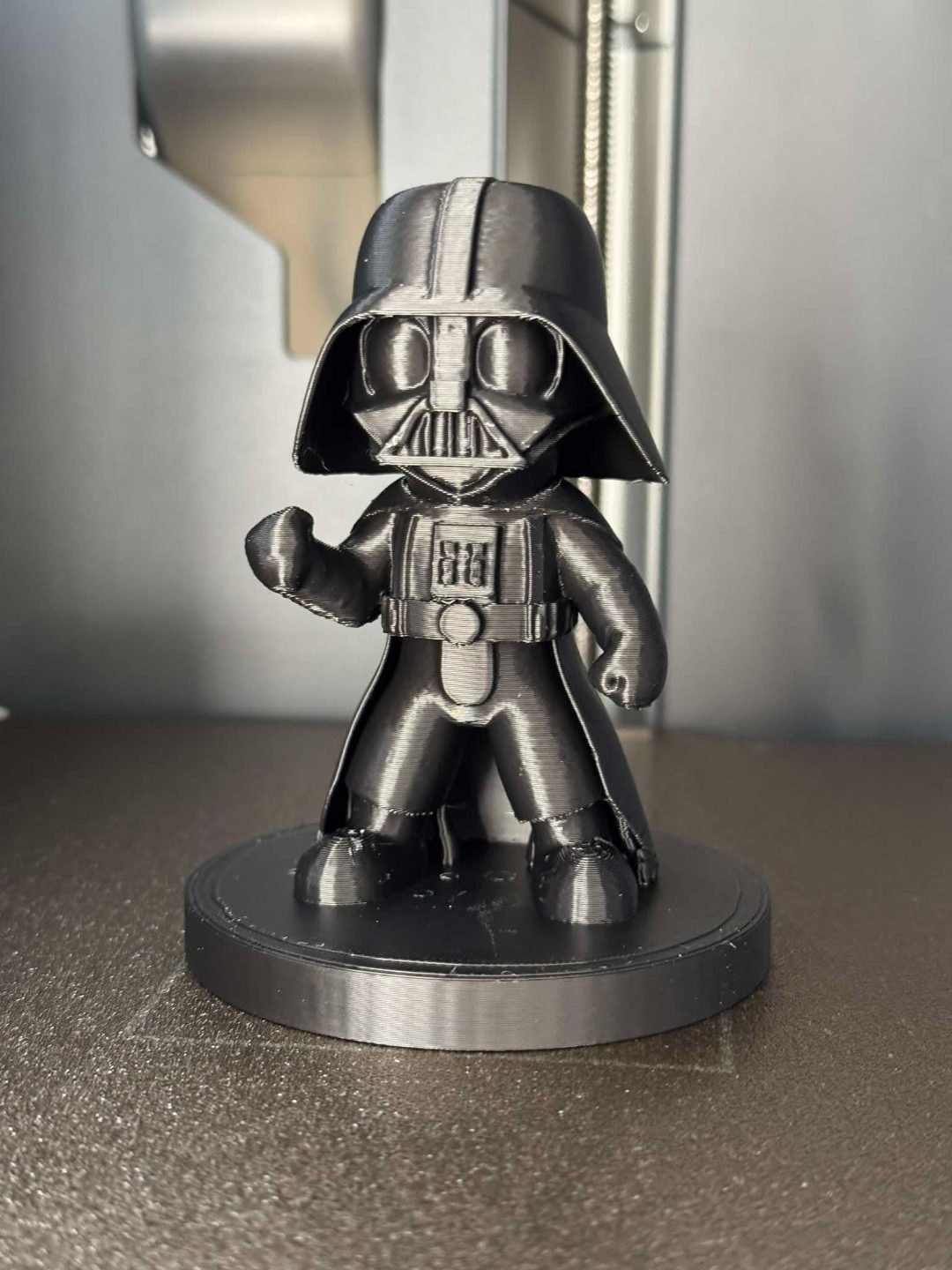#475 Mini Darth Vader Figurine — vue 1