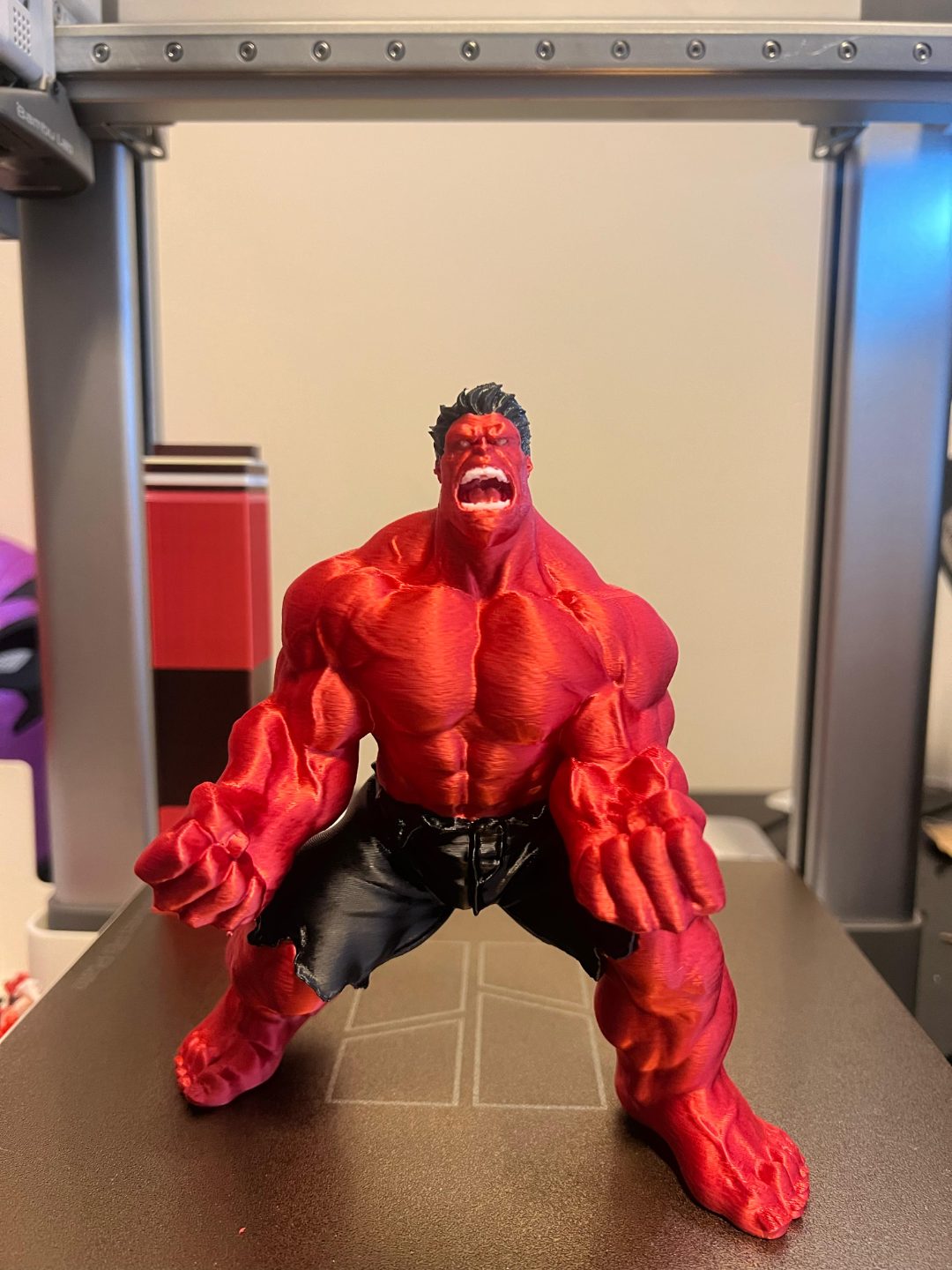 #478 Hulk Red Multicolored — vue 4