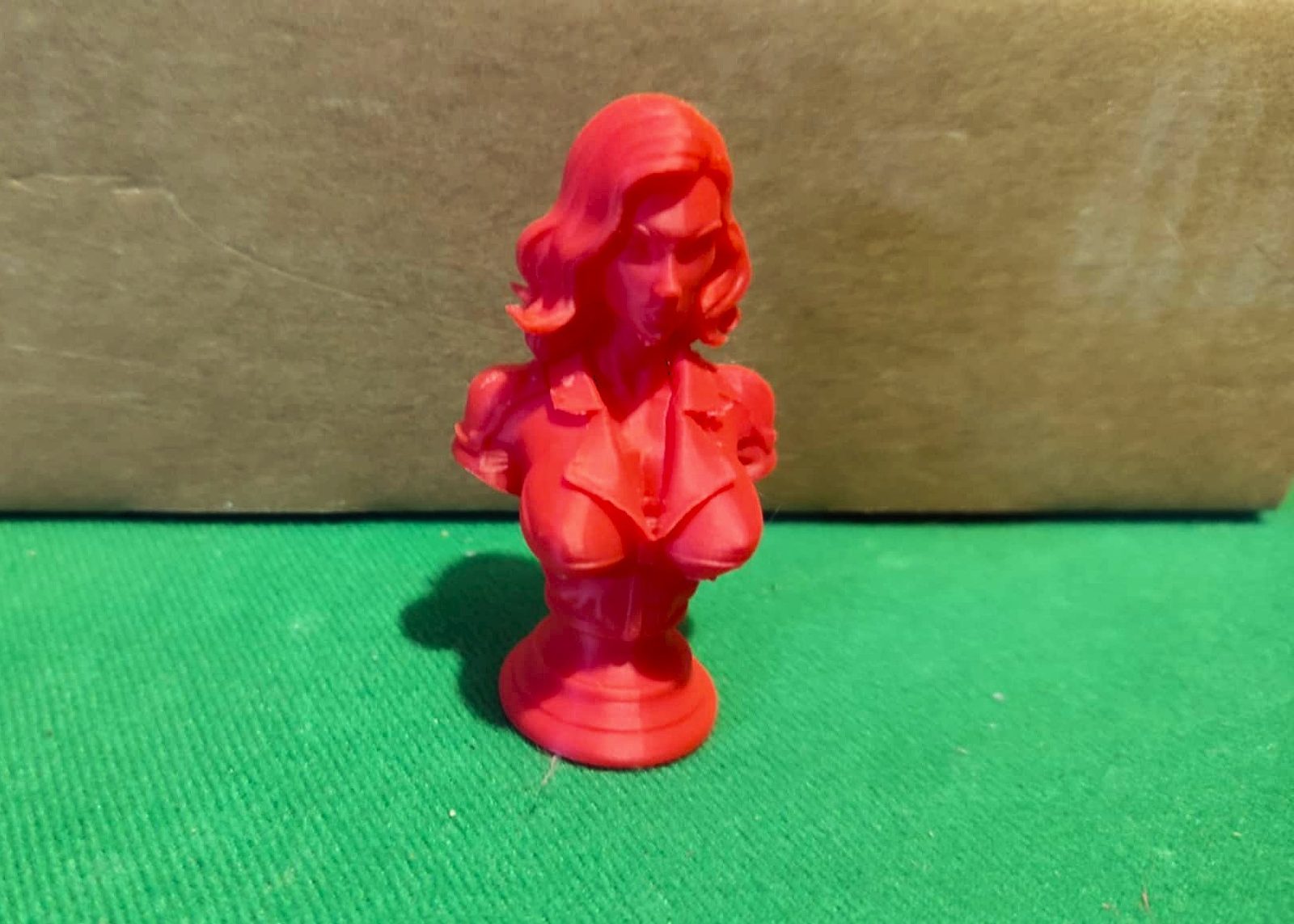 #494 Bust Black Widow — vue 2