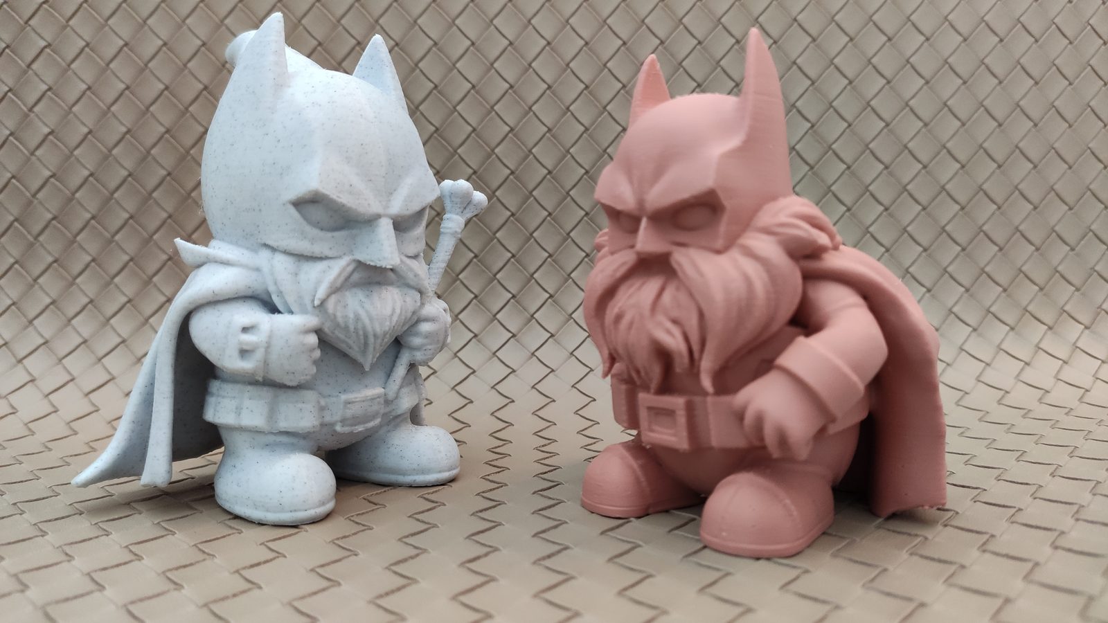 #534 Batman - Garden Gnomes (2pcs) — vue 10