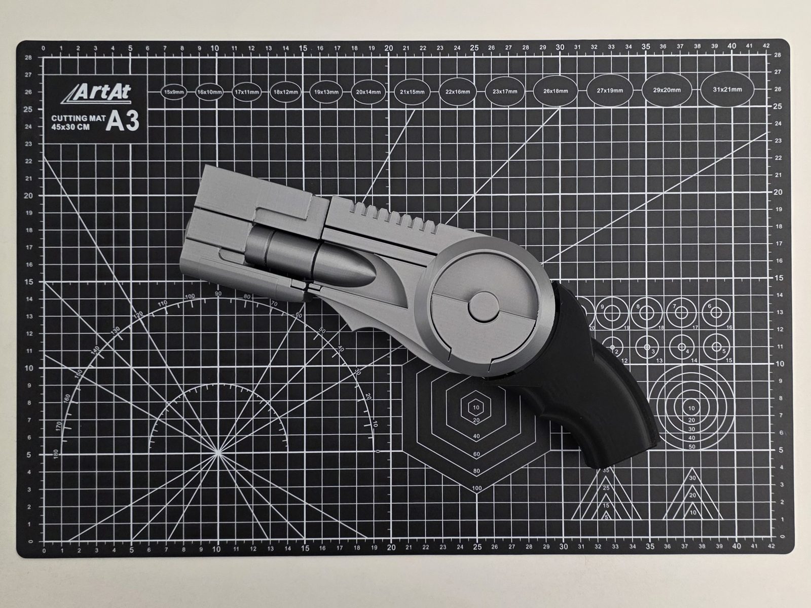 #538 Batman Arkham Grapnel Gun — vue 1