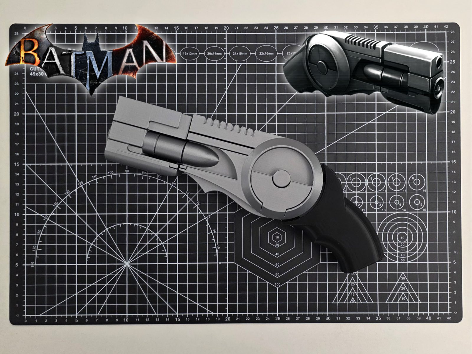 #538 Batman Arkham Grapnel Gun — vue 3