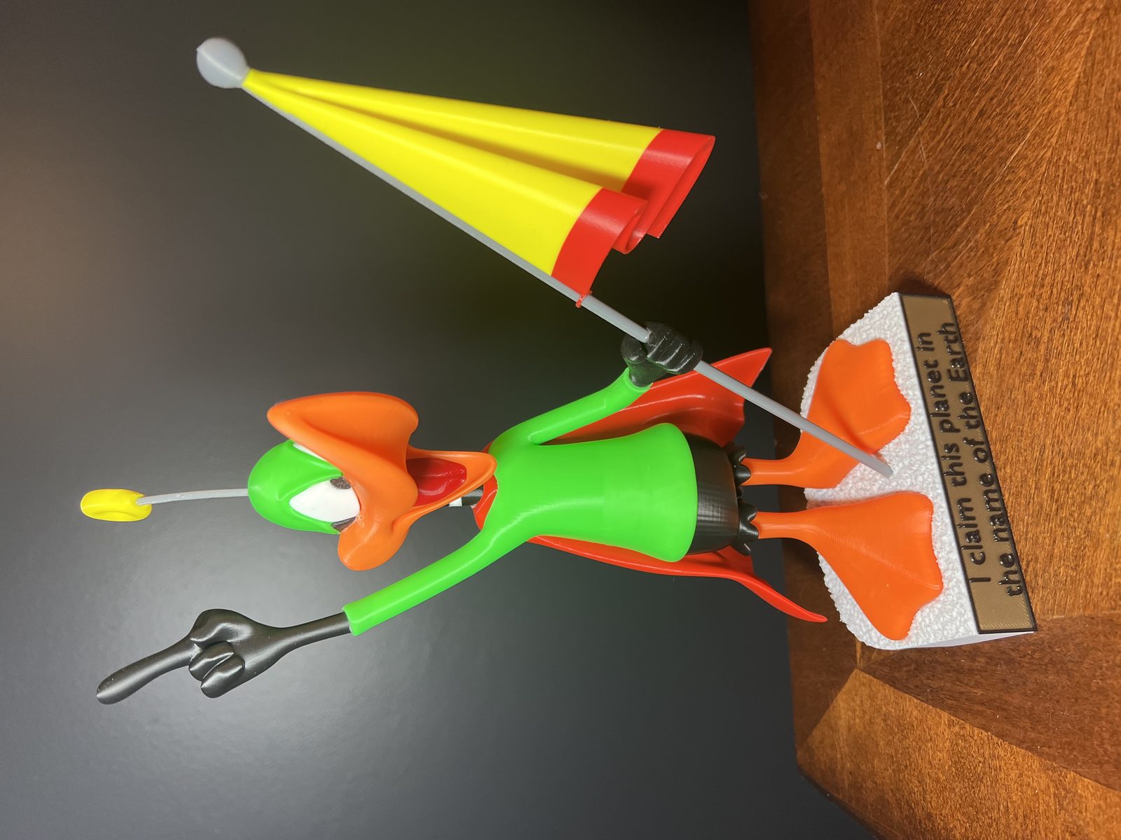#557 Duck Dodgers — vue 2