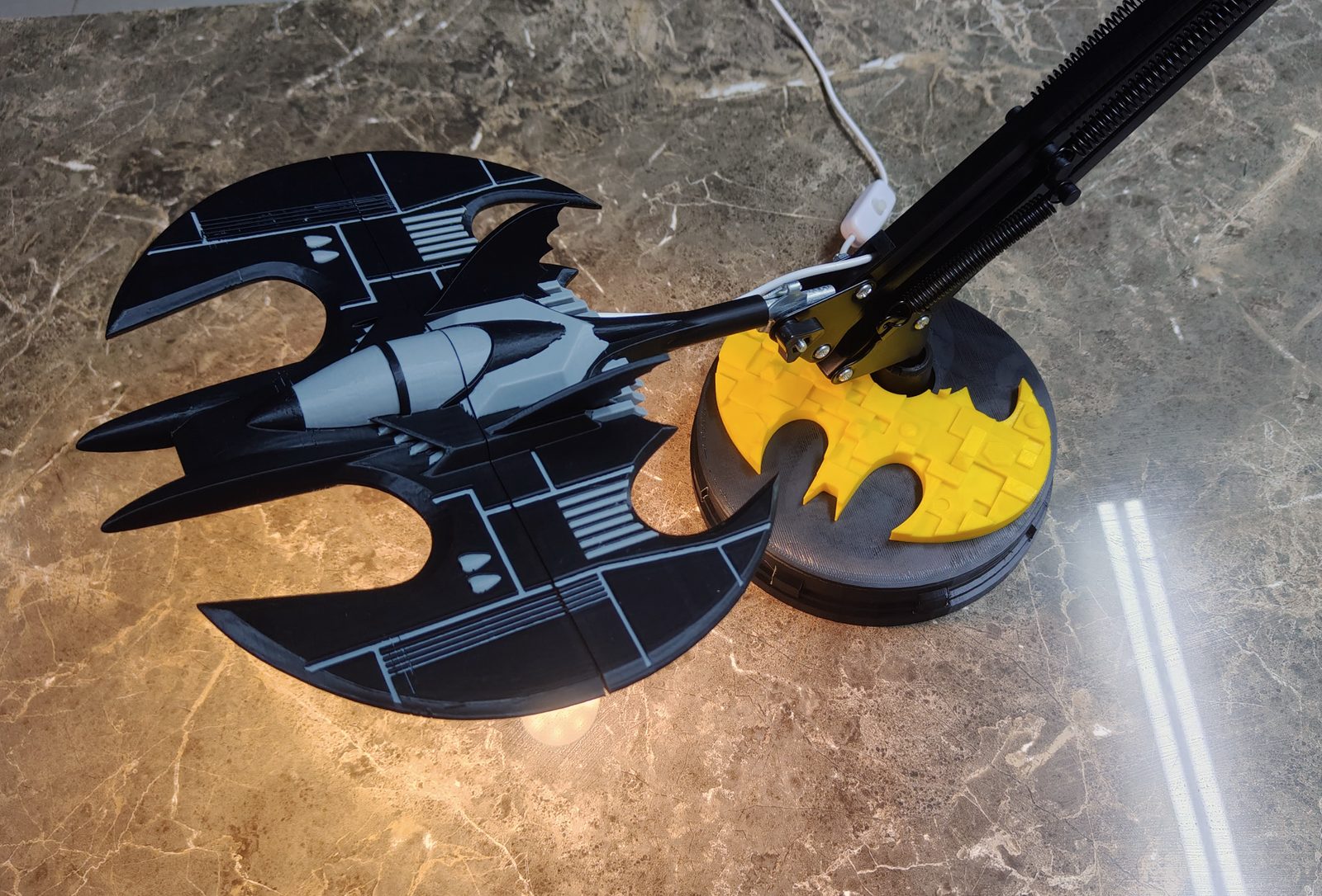 #558 Batwing Desk lamp — vue 5