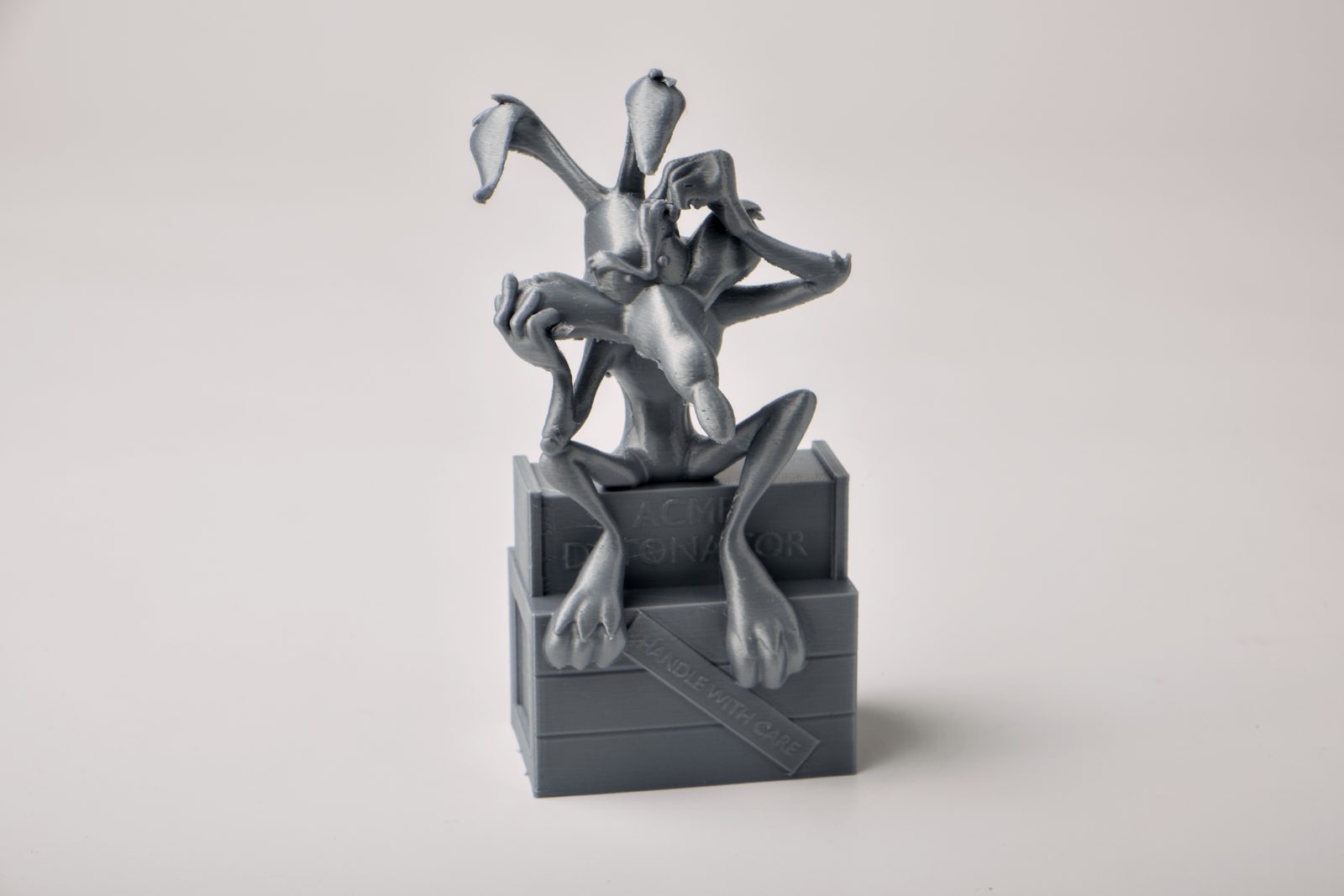 #583 Wile E. Coyote Sculpture - Looney Tunes Art — vue 1