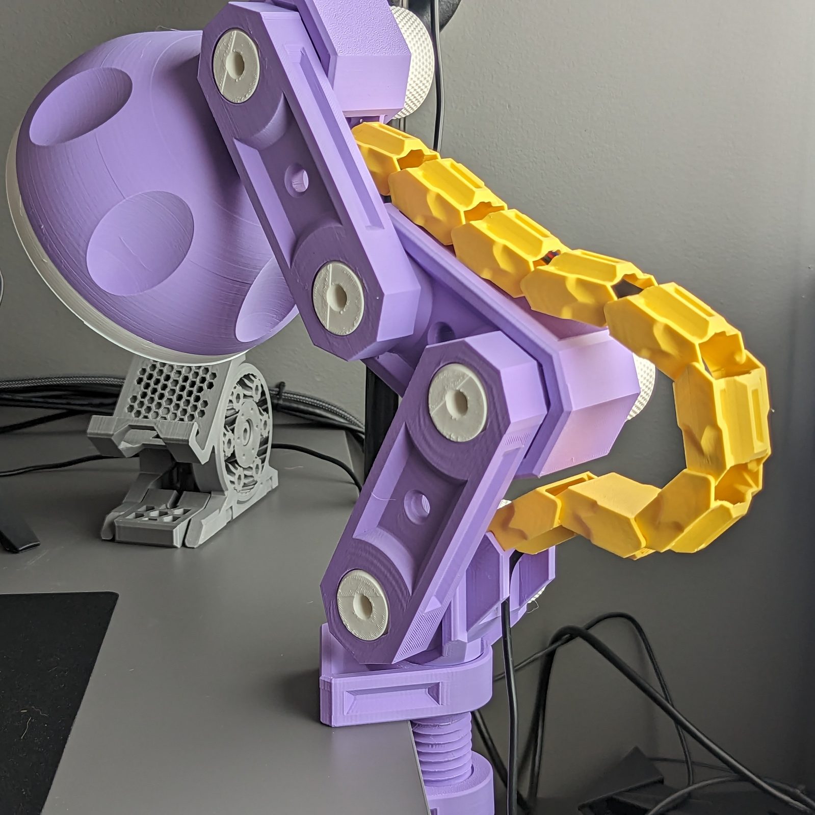#598 Moonbeam Lamp — vue 24