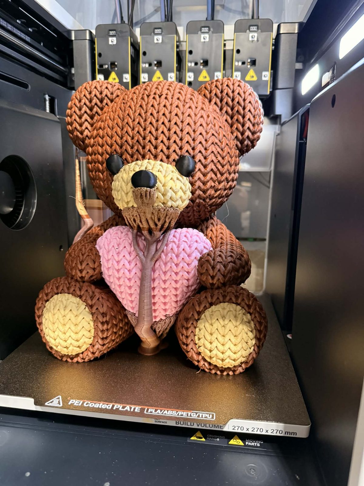 #697 Knitted Valentine's Day Teddy Bear — vue 10