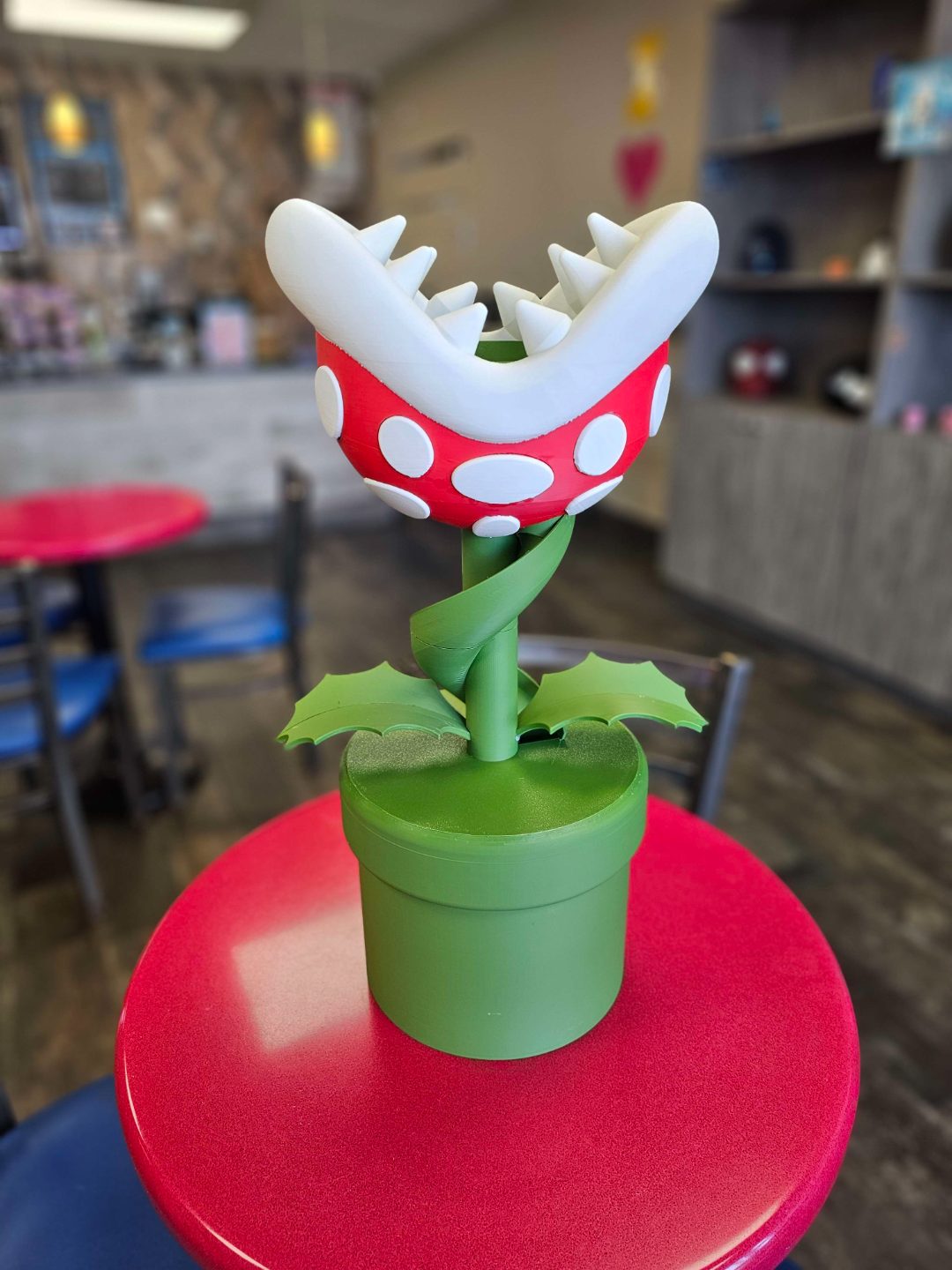 #764 Mario Piranha Plant Large Spiral Piggy Bank — vue 3