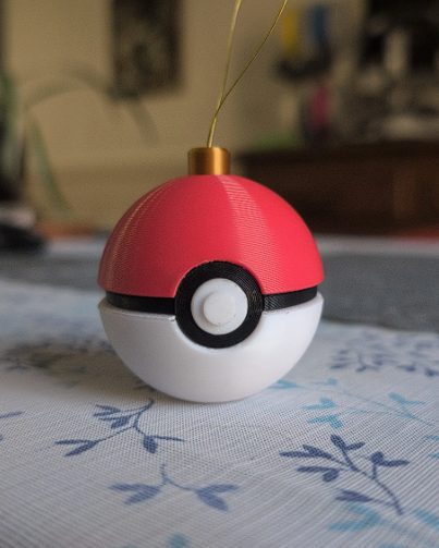 #778 PokeBall Christmas Ornament — vue 5