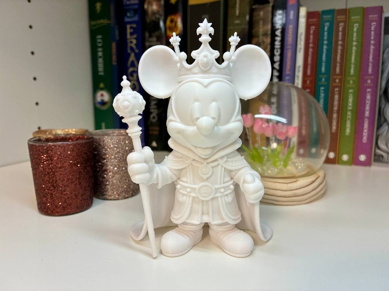 #795 Mickey Mouse King — vue 2