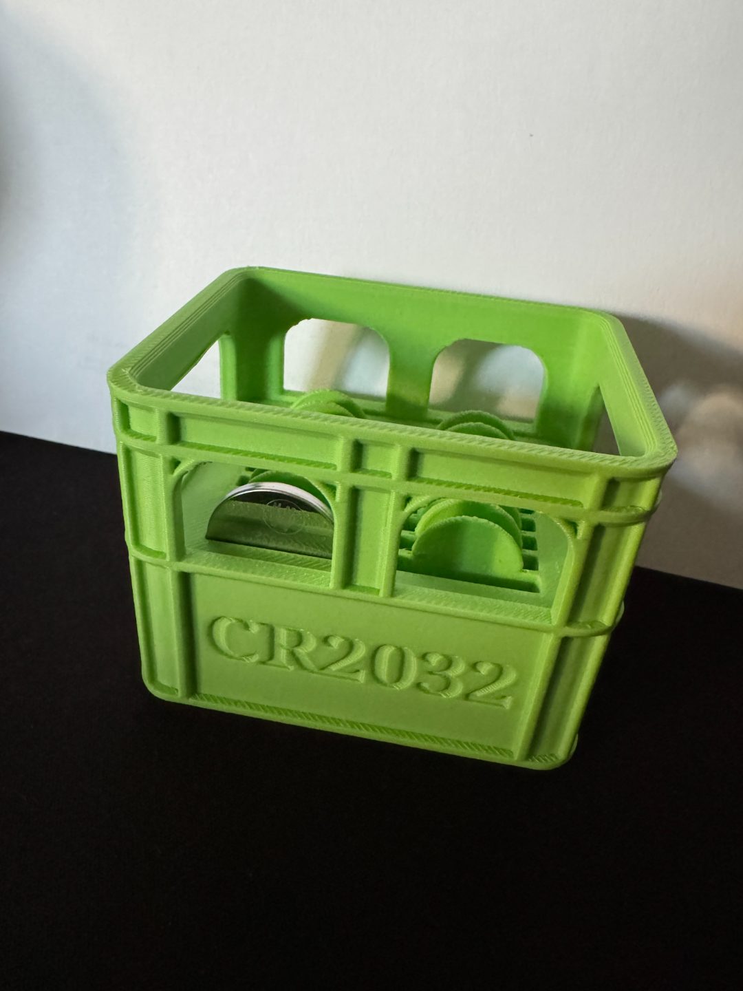 Battery Beer Crate for CR2450 / CR2032 / LR44 — vue 1