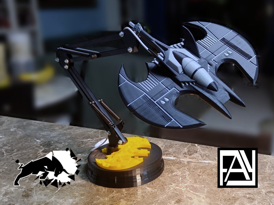 Batwing Desk lamp — vue 1