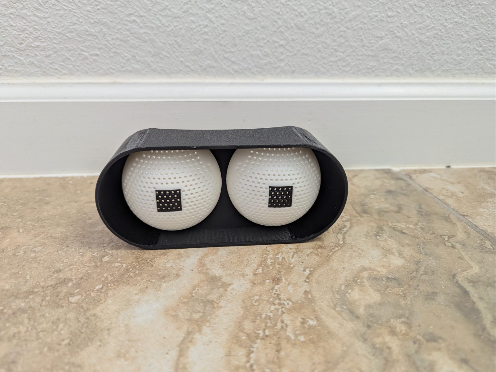 Bender Helmet – New Eye Set! — vue 1