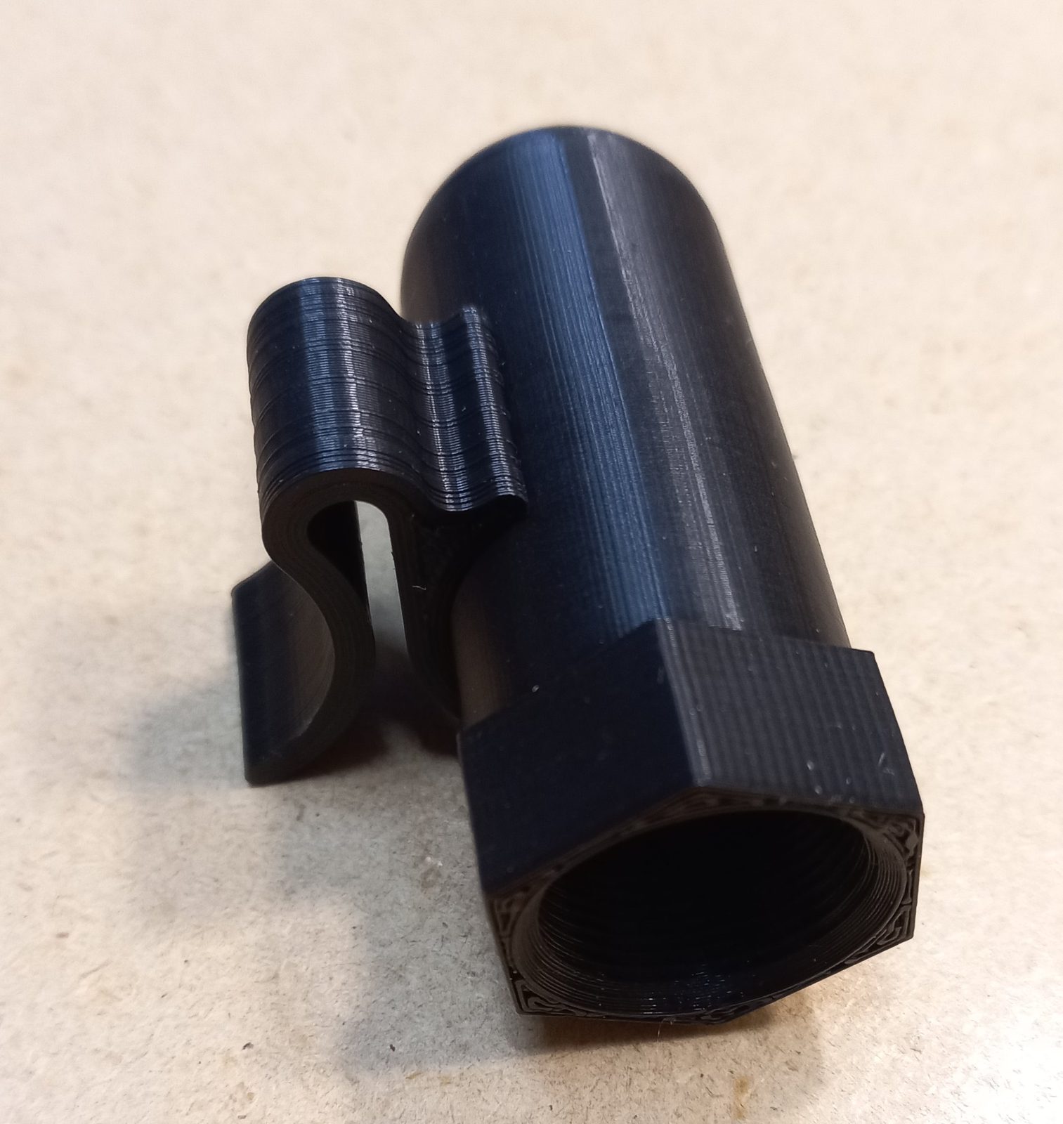 BMW R1200 GS additional on-board socket — vue 1