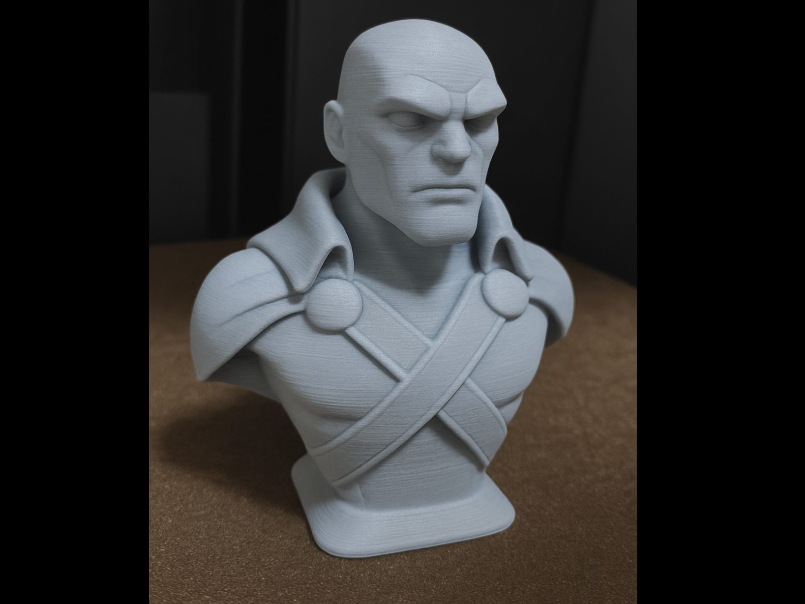 Bust Martian Manhunter — vue 1