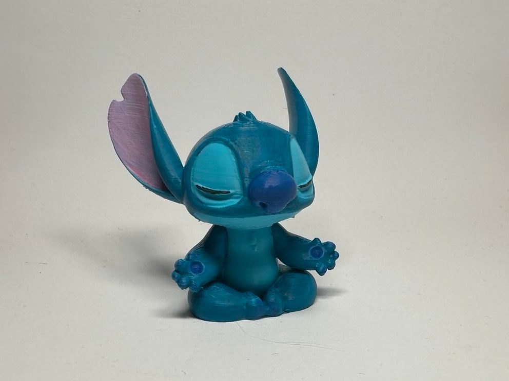 Chill Meditating Stitch Figurine — vue 1