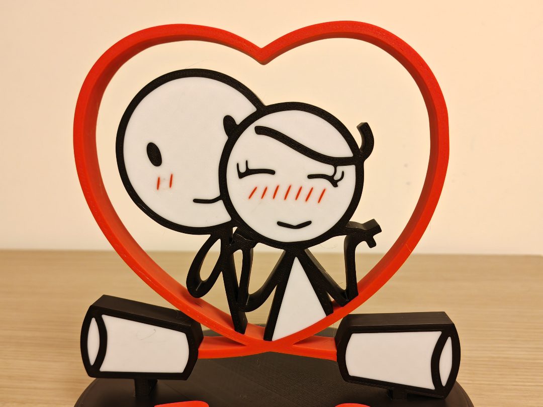 Couple in Love Valentine's Day Customizable — vue 1
