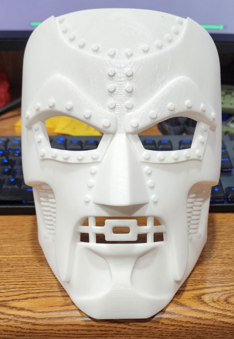 Doctor Doom Comic Book Mask — vue 1