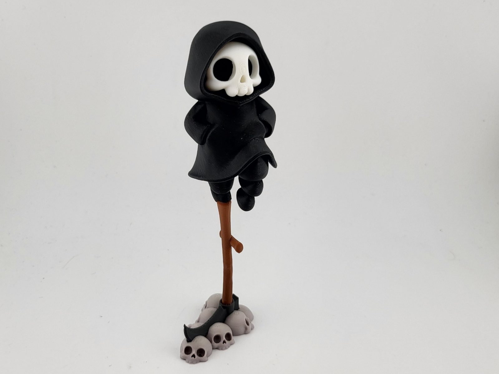 Grim Reaper Skeleton Balancing Halloween 3D Print — vue 1