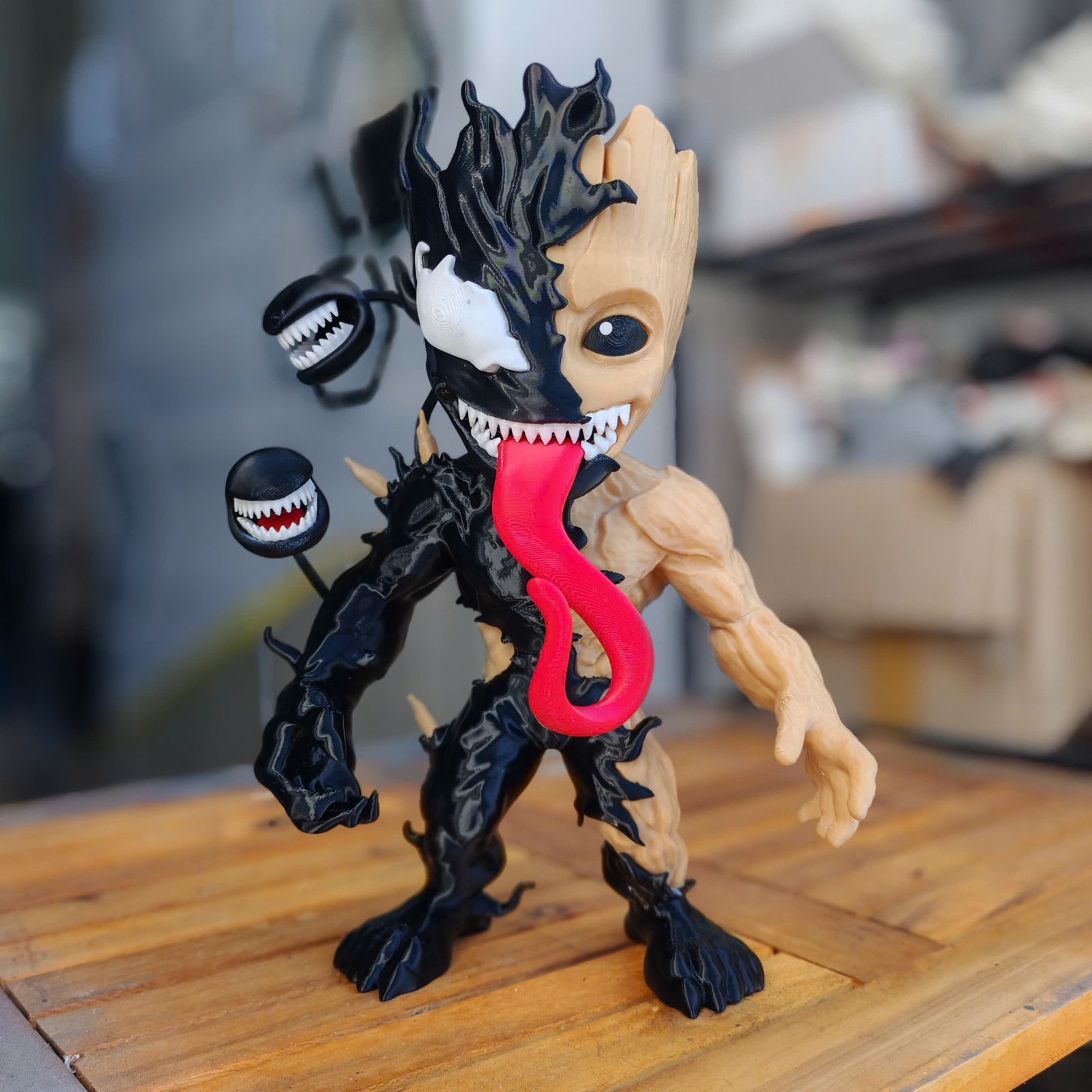 Groot en Venom — vue 6