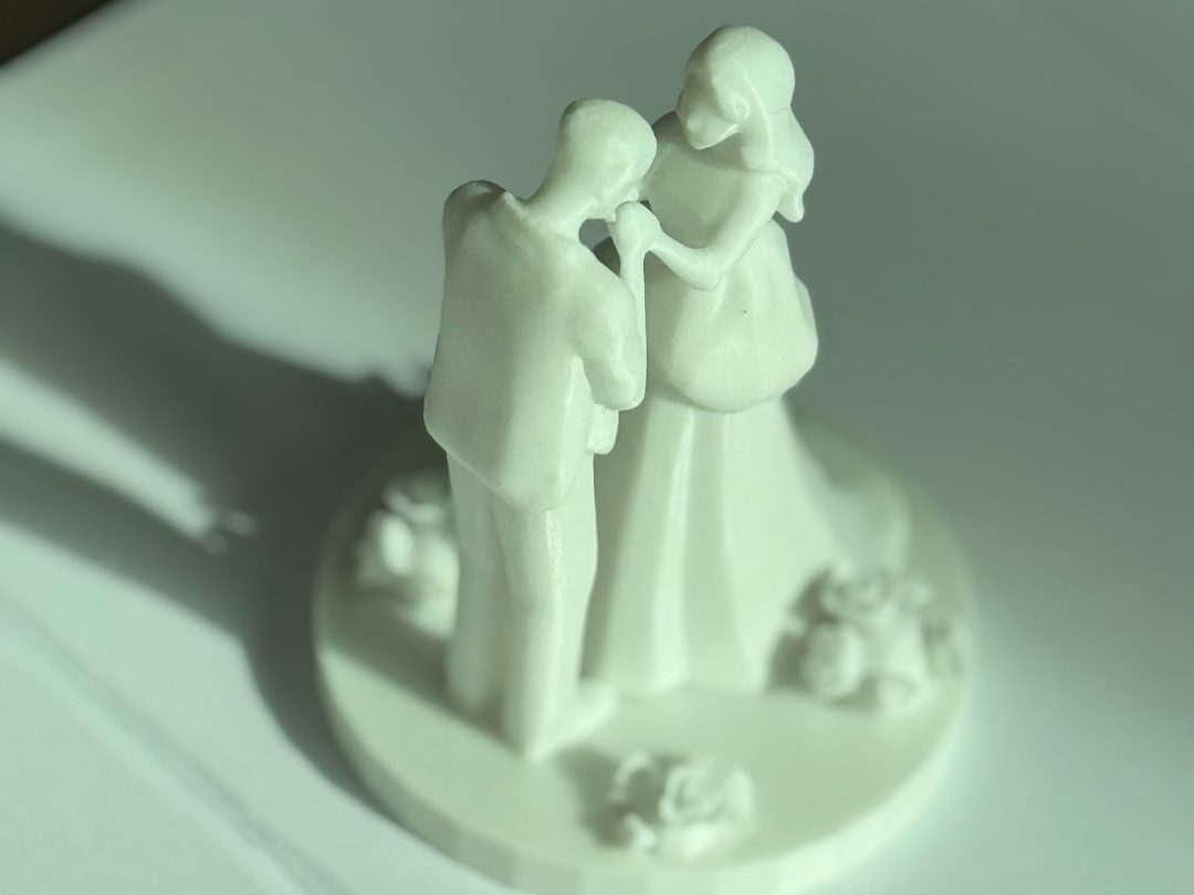 结婚快乐情侣礼物Happy Marriage情人节雕像 — vue 1