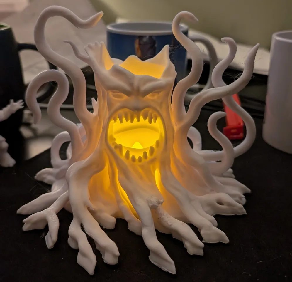 Haunted Tree Stump LED Tealight Holder — vue 1