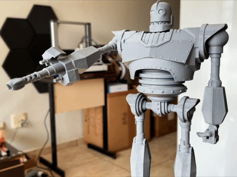 IRON GIANT Attack Mode — vue 1