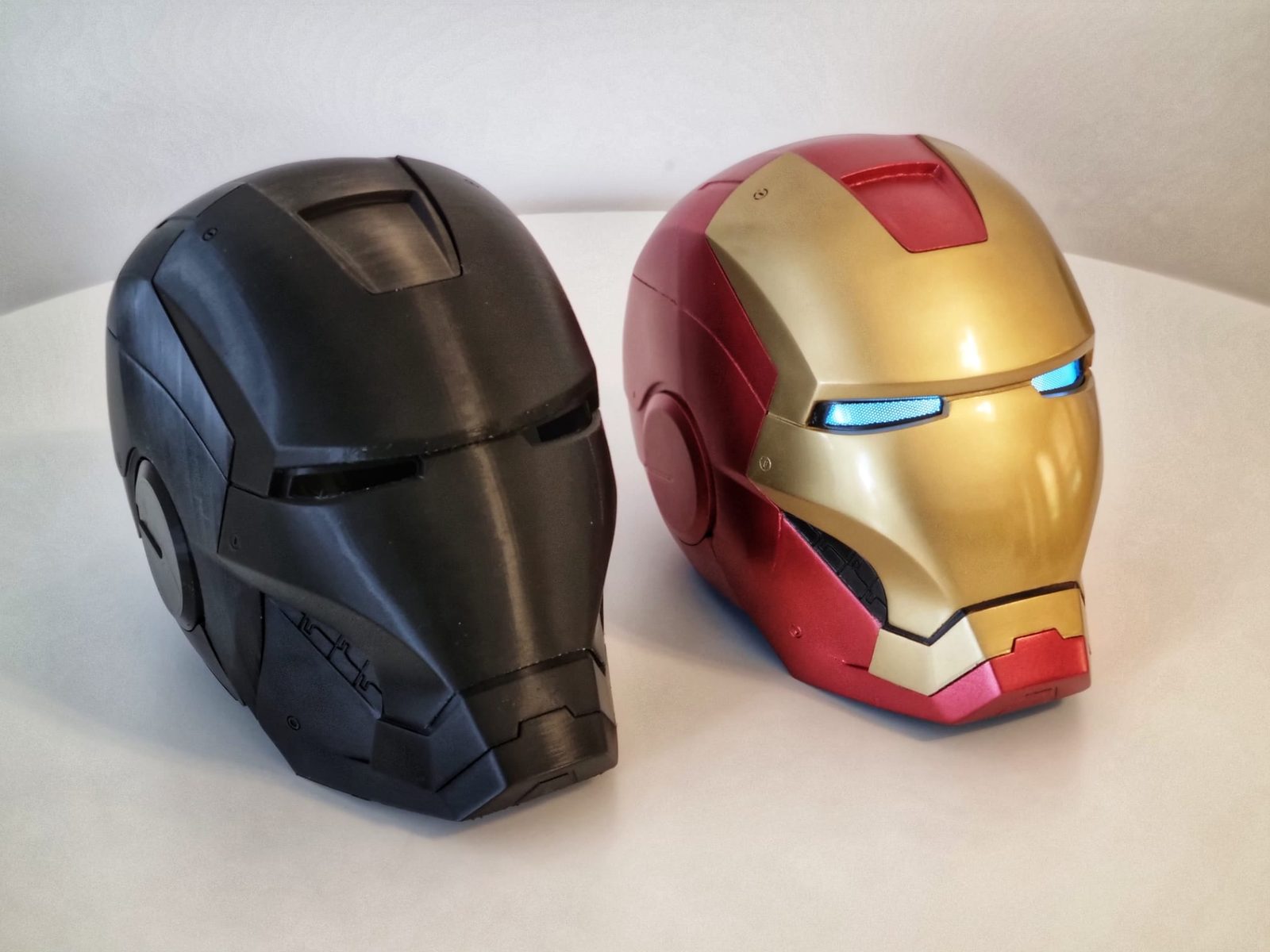 Iron Man Helmet MK3/MK4/MK7/MK2 — vue 1