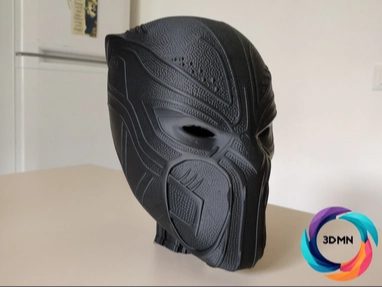 Killmonger Helmet — vue 1