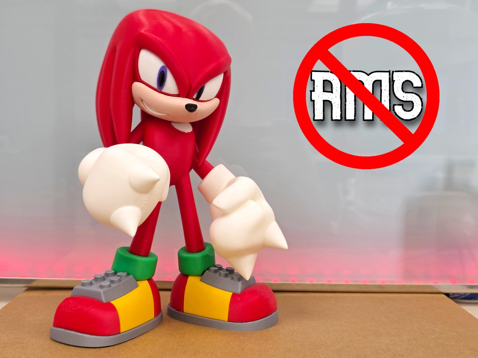 Knuckles the Echidna / — vue 1