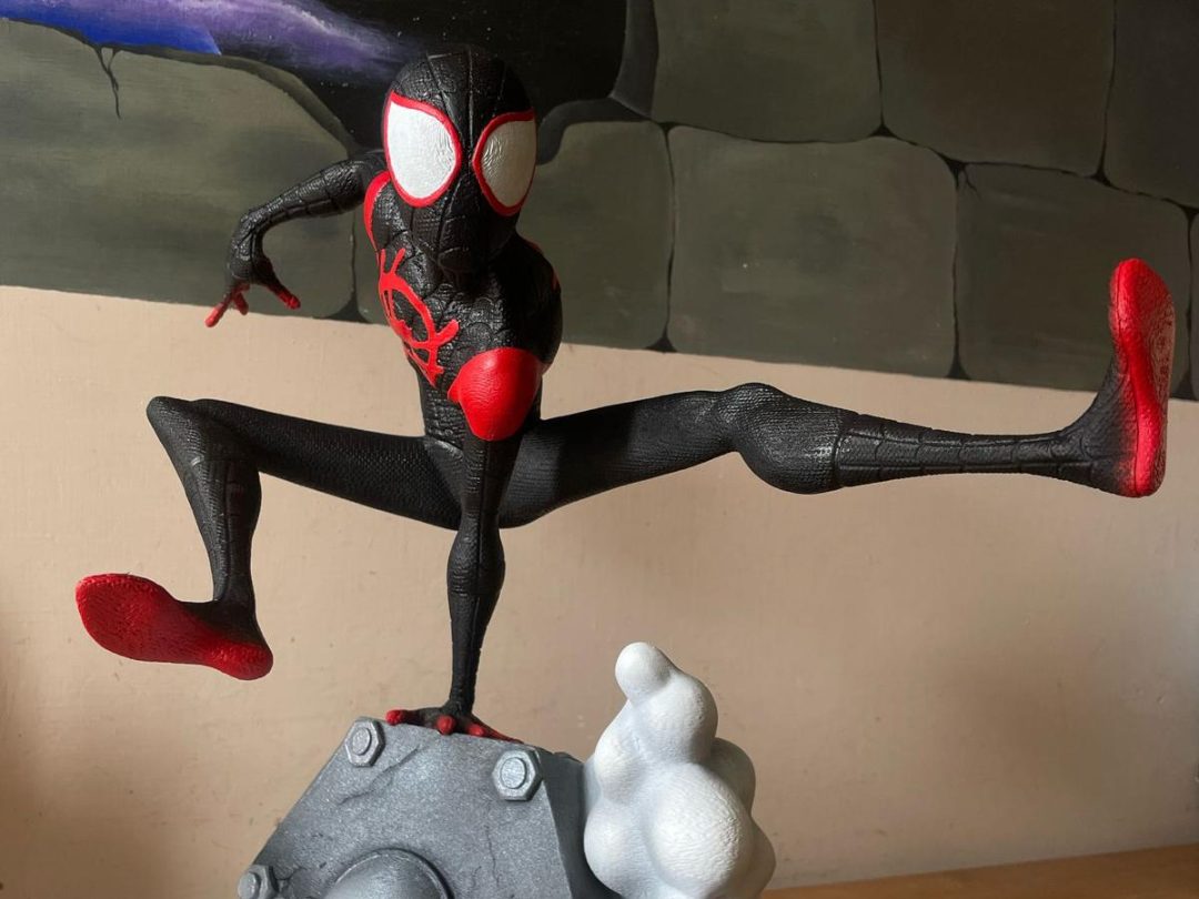 MILES MORALES — vue 1