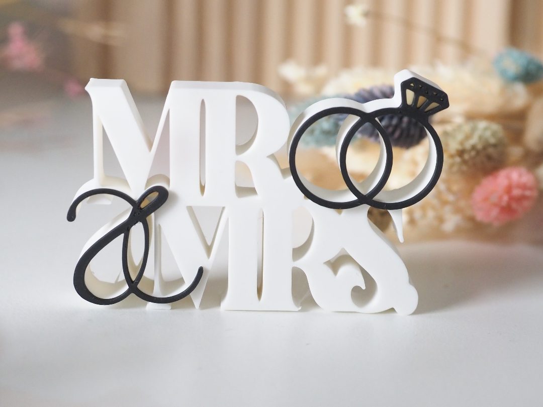 Mr & Mrs mit Ring — vue 1