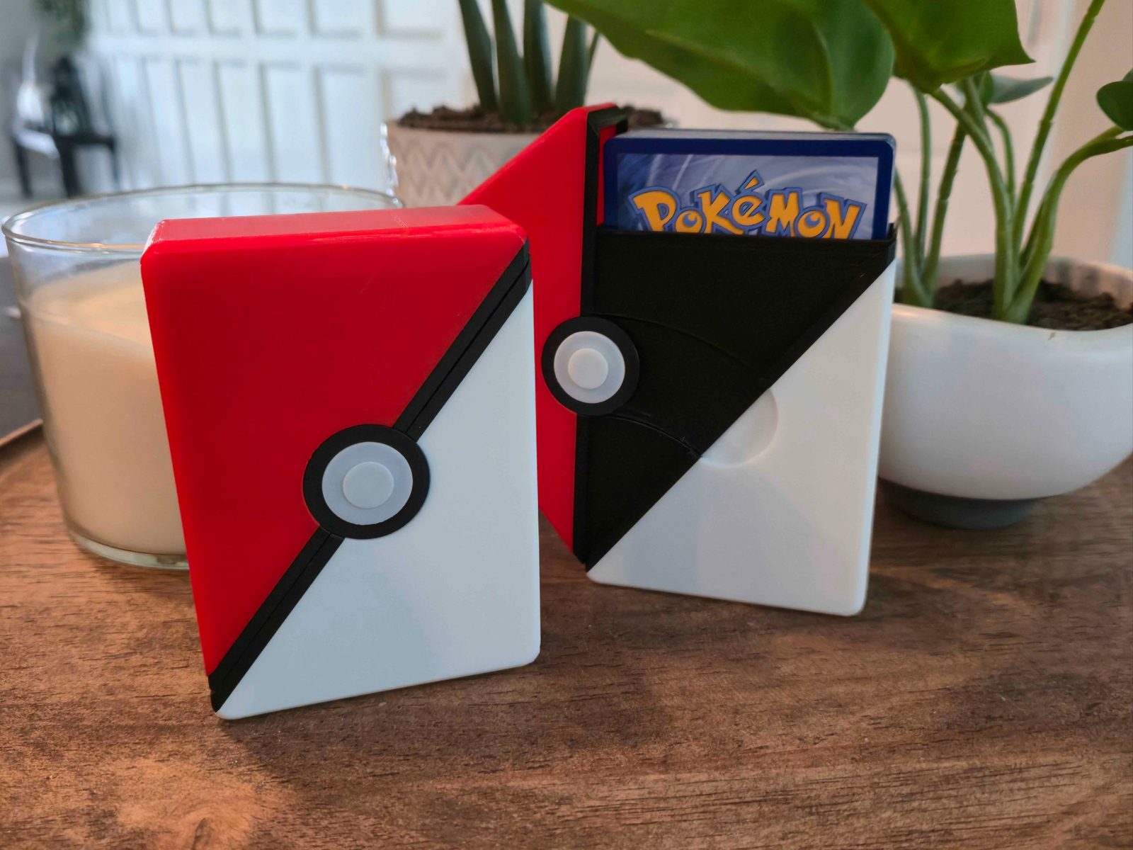 Pop-Up Pokéball Card Box — vue 1