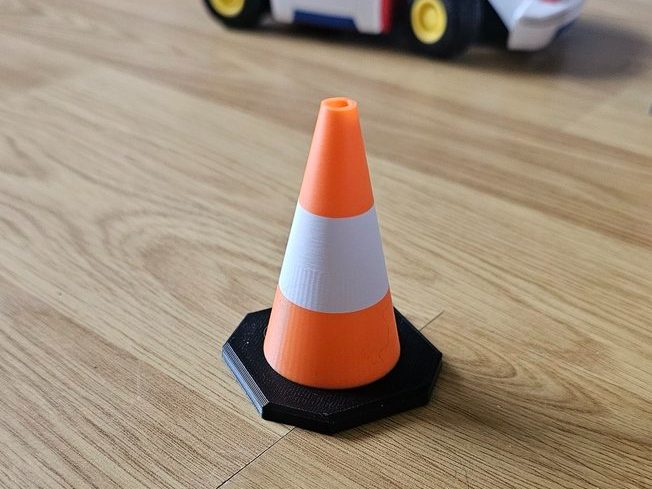 Road cones for Mario Kart Live — vue 1