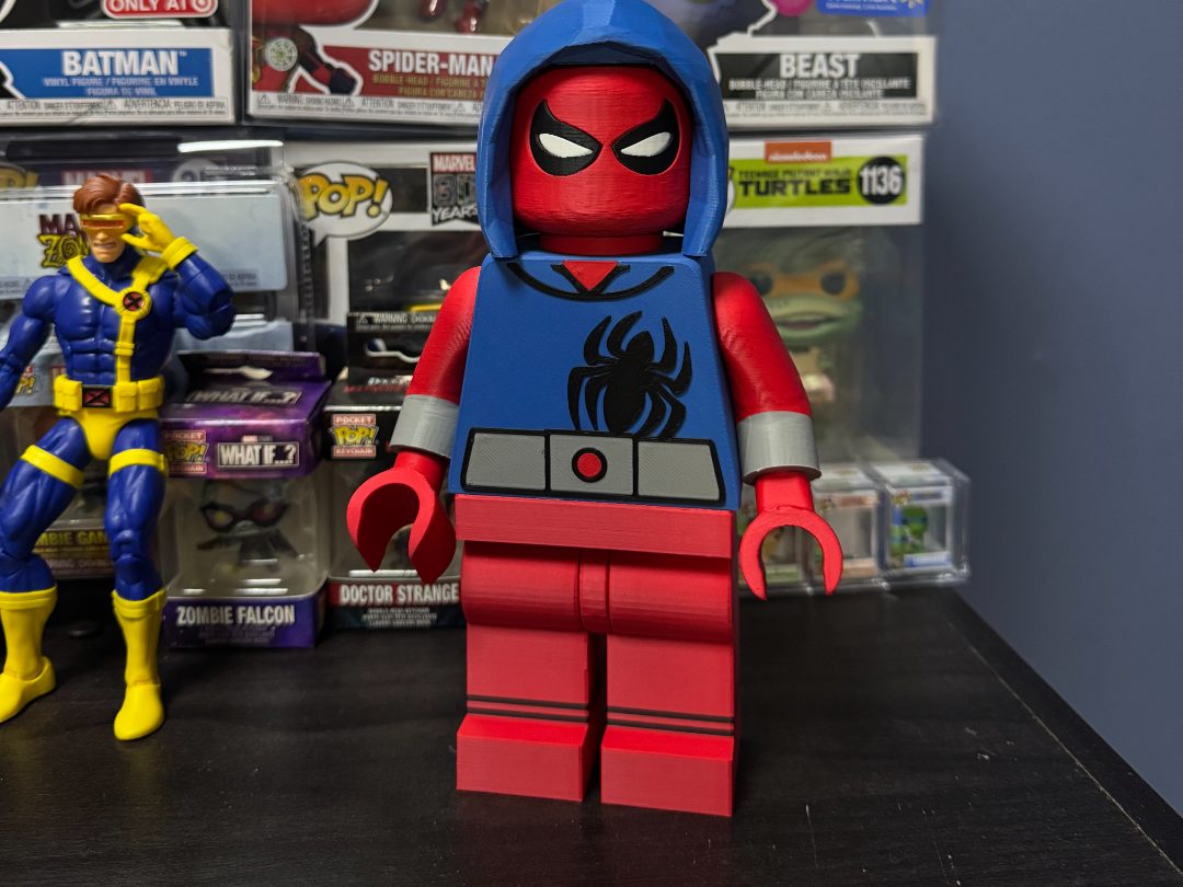 Scarlet Spider Jumbo Figure 8 1/4" tall — vue 1