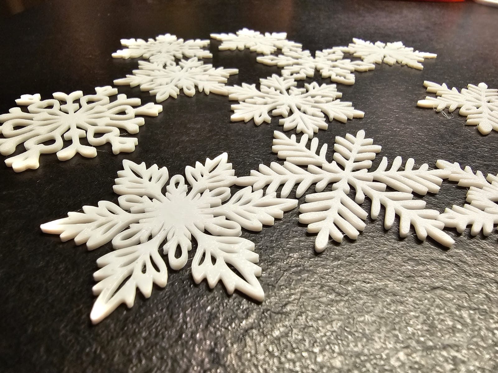 Schneeflocken – Weihnachts-Deko Set (16 Stück) — vue 1