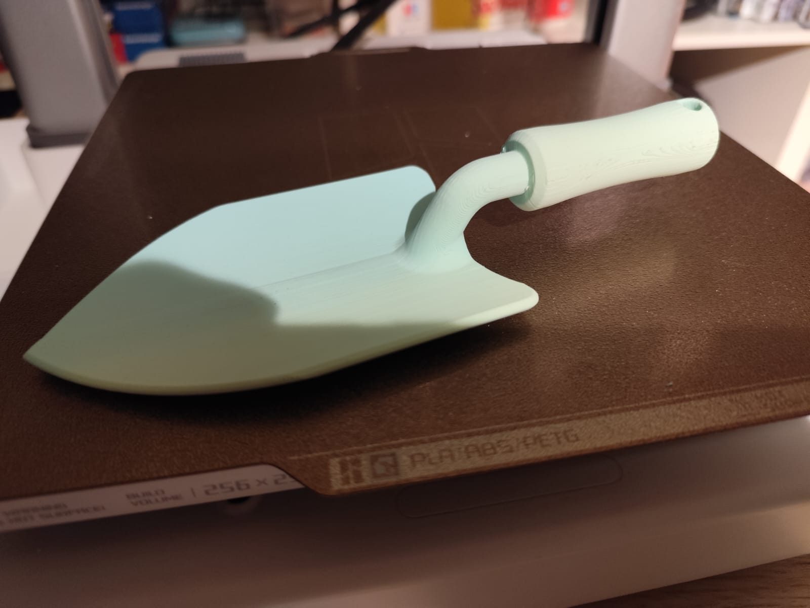 Small spade — vue 1