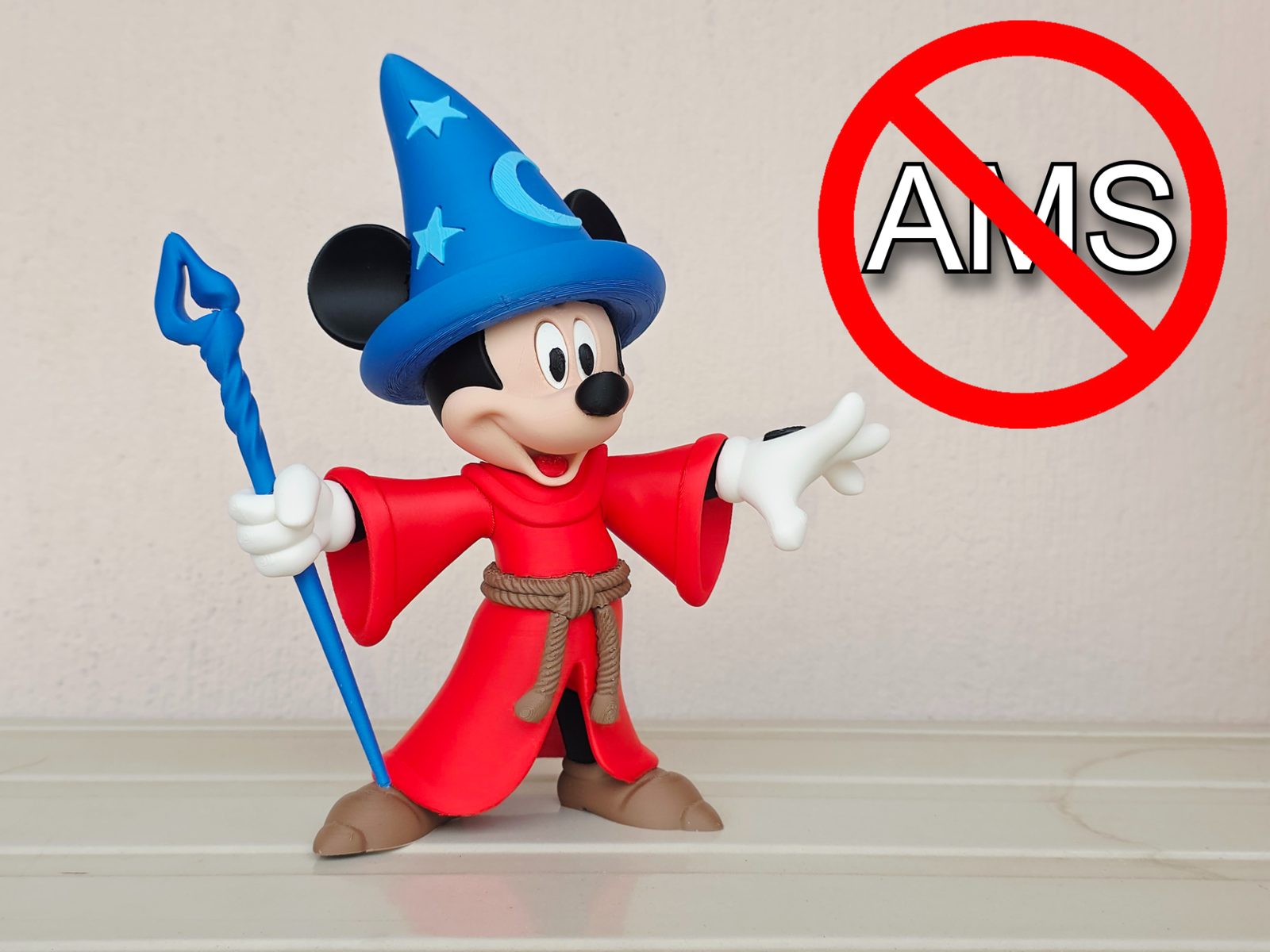 Sorcerer Mickey Mouse Fantasia / — vue 1