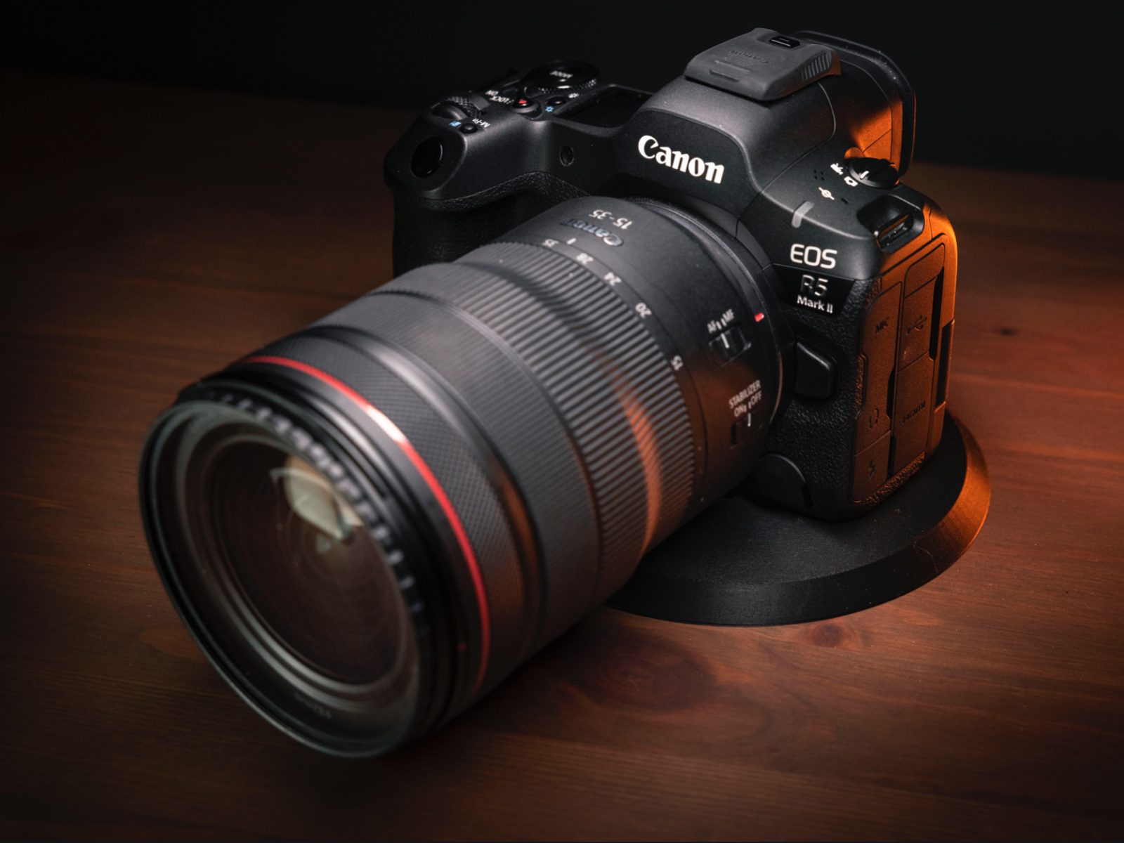 Stand for cameras with Peak Design/Arca plates — vue 1