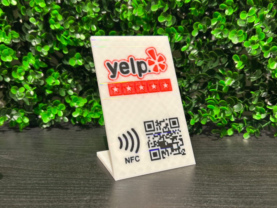 STAND QRCODE/NFC CARD YELP! EDITABLE — vue 1