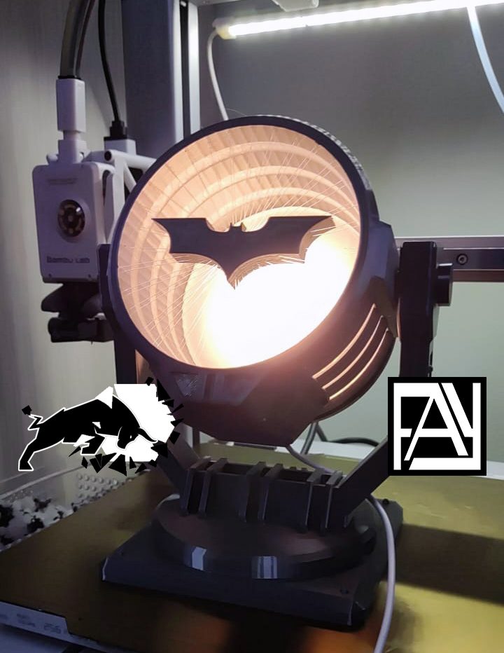 Suspended Batsignal with LED kit 001 — vue 1