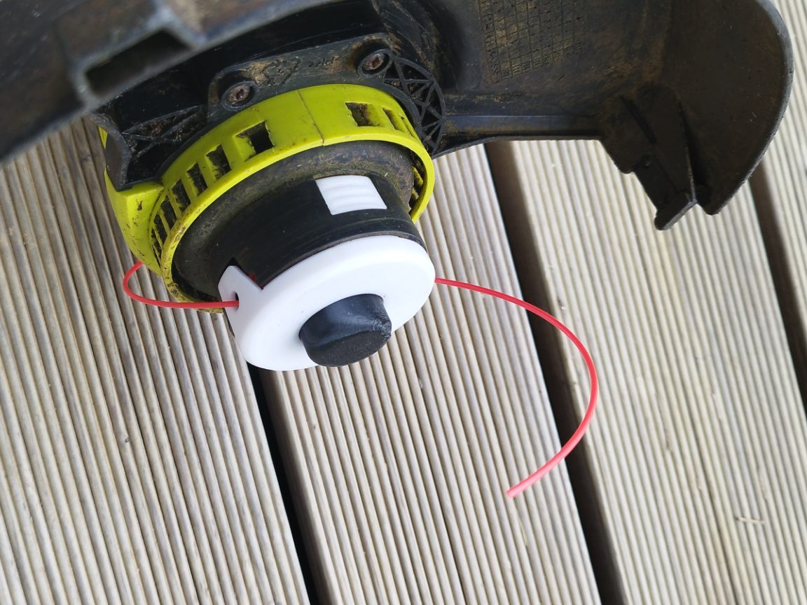 Tète de coupe bordure RYOBI — vue 1