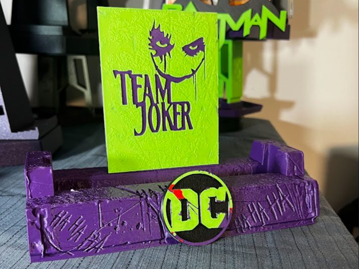 The Joker HaHa / DC - Damaged Graded Comic Stand — vue 1