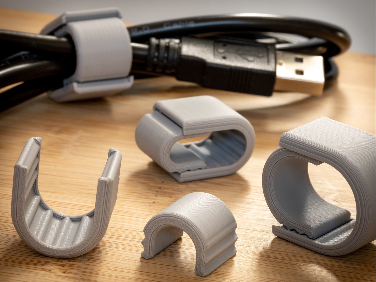 Tightening Cable Clip |Organizer | Multiple Sizes — vue 1