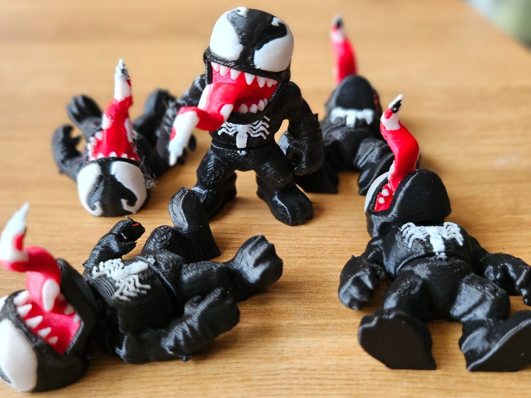 Venom Micro Hero articulating flexi — vue 1